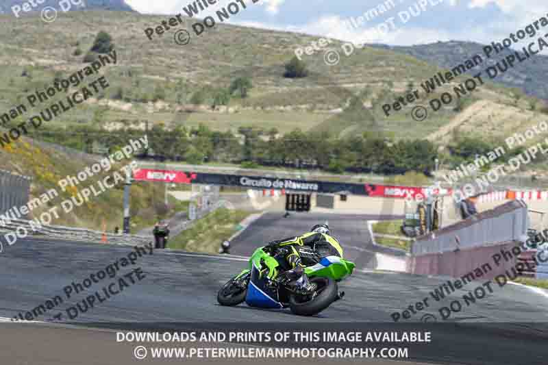 cadwell no limits trackday;cadwell park;cadwell park photographs;cadwell trackday photographs;enduro digital images;event digital images;eventdigitalimages;navarra;no limits trackdays;peter wileman photography;racing digital images;trackday digital images;trackday photos